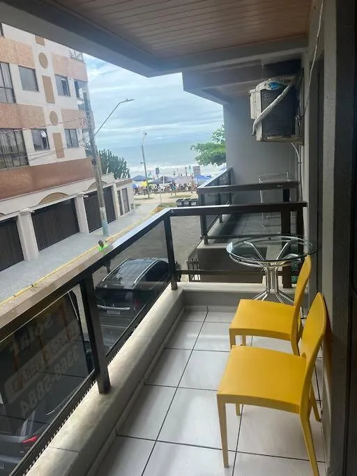 Apartamento, Meia Praia, 20 Metros Do Mar. Itapema Apartment